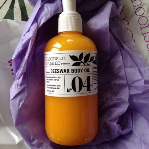 Moonsun Organicss Beeswax Body Oil