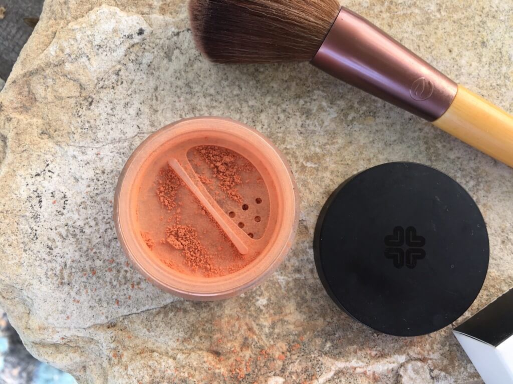 Mineral Blush Lily Lolo 2